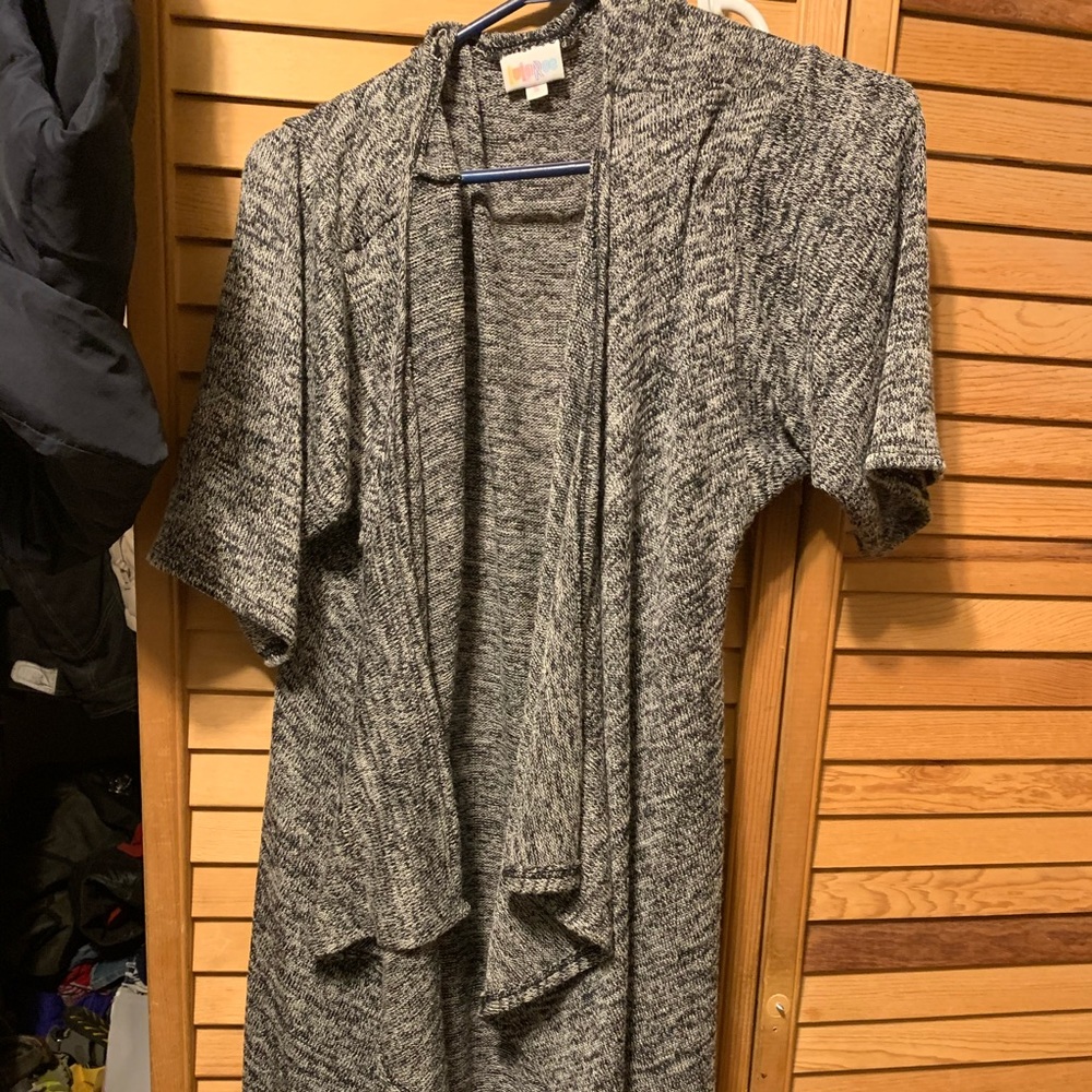 SMALL LULAROE SHIRLEY